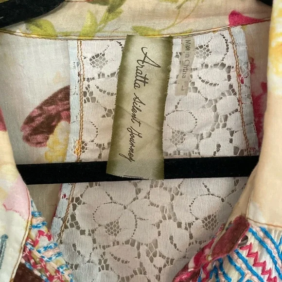 Aratta Silent Journey Button Down Dress with Floral Patterns and Lace Detail - Picture 3 of 5